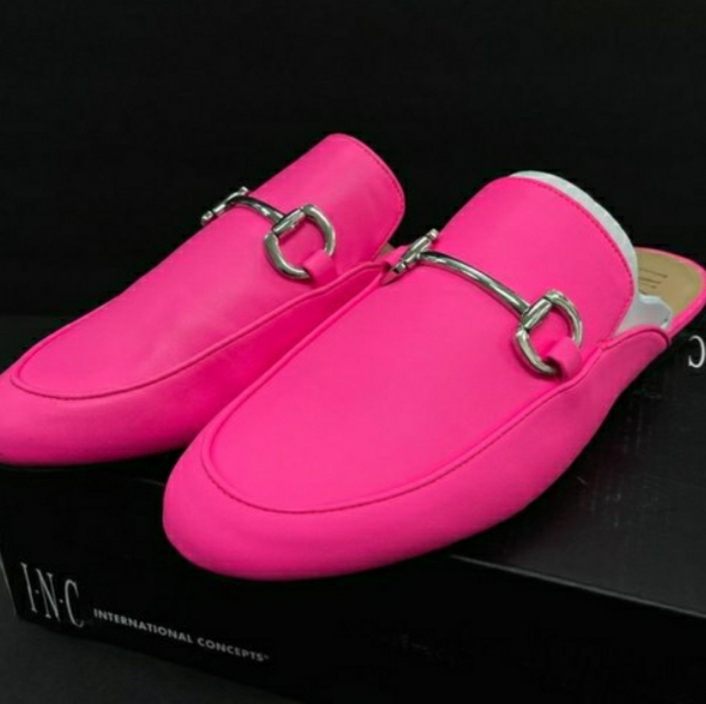 COPY - INC size 9 Hot Pink